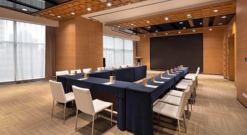 New World Wuhan Hotel