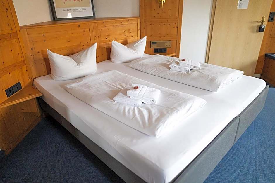 Gasthof zum goldenen Schiff - Klassikzimmer Ruhe