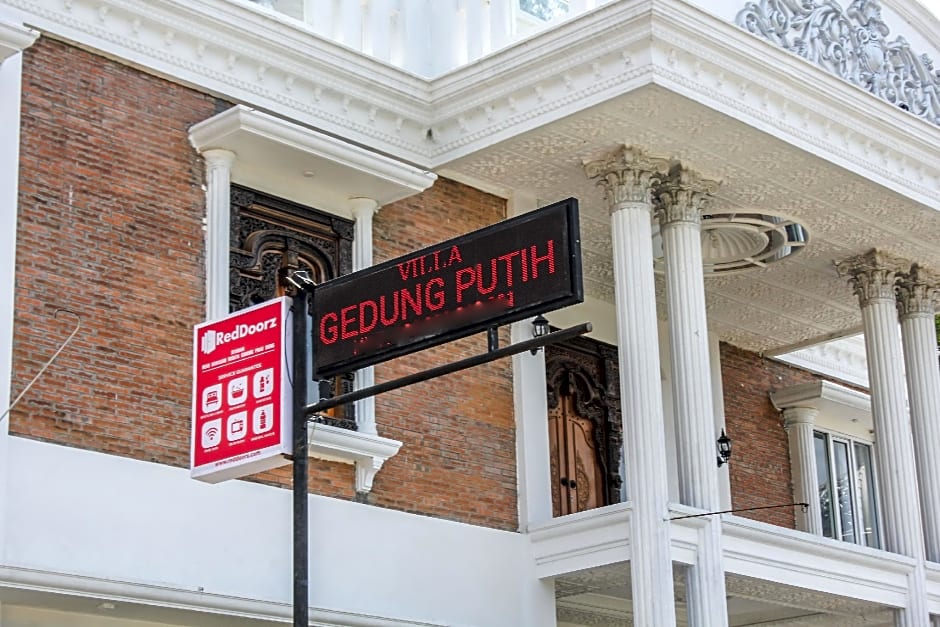 RedDoorz Syariah near Kawasan Wisata Gunung Prau Dieng