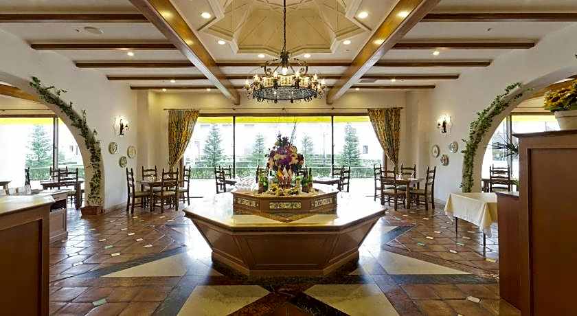 Shima Spain Mura Hotel