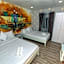 Ken's Backpackers Hotel