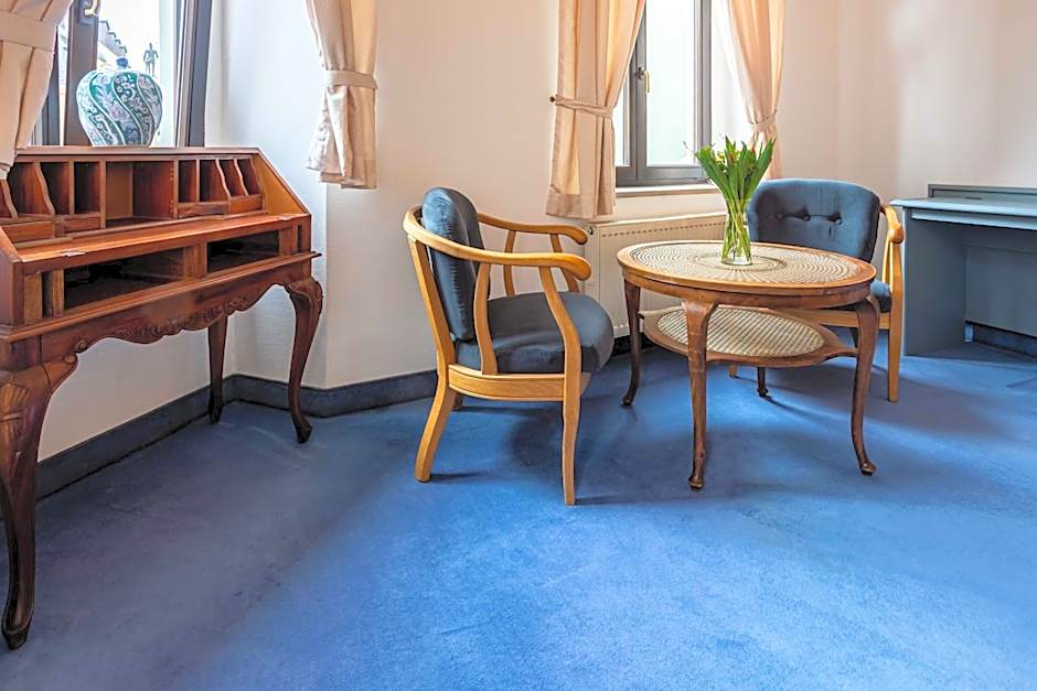 Hotel Mauritius - Im Herzen von Crimmitschau - Frühstück buchbar - Restaurant - Café - Fahrradbox