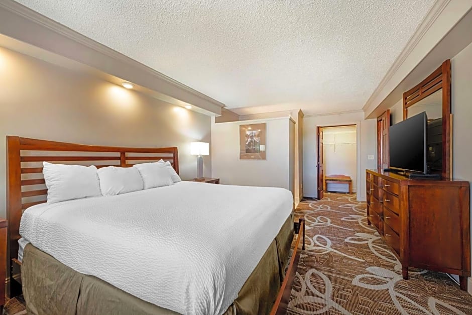 Best Western Plus Mid Nebraska Inn & Suites