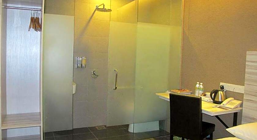 Hotel Austin Paradise - Taman Pulai Utama