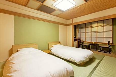Japanese Twin Room - Non-Smoking