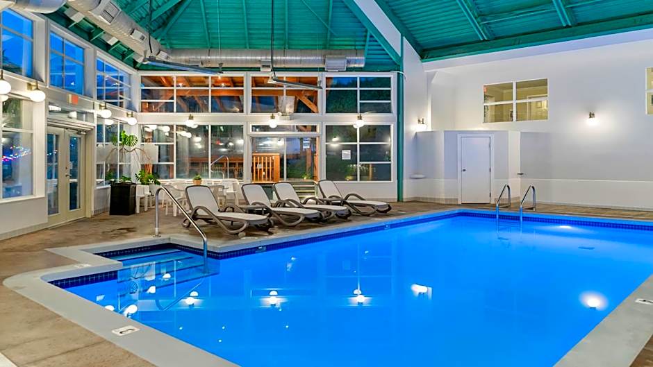 Gibsons Garden Hotel