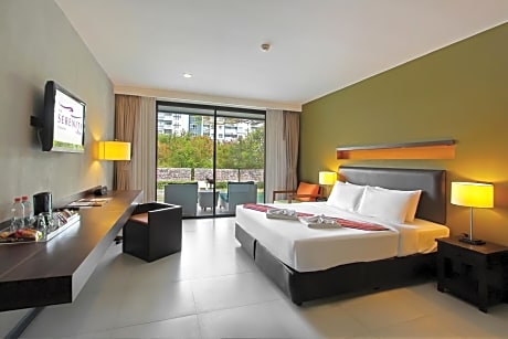 Premier Double Room with Pool Access