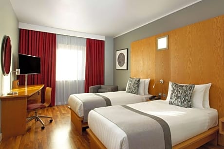 Standard Twin Bedroom With Breakfast Inc