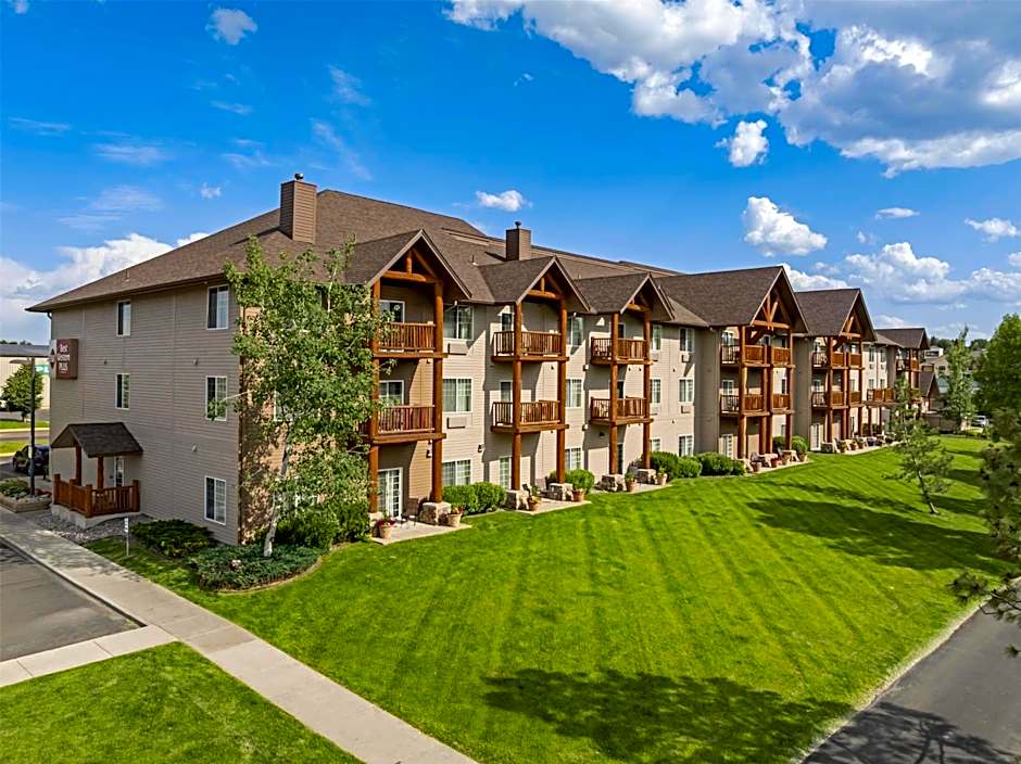 Best Western Plus Riverfront Hotel and Suites