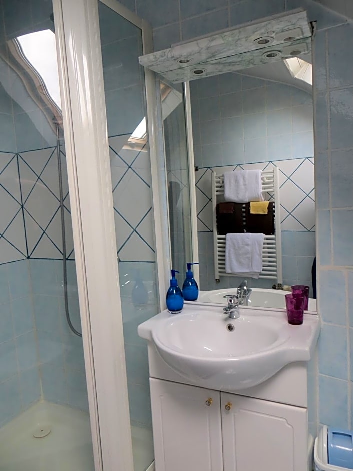 La Ferme de l'isle et sa Roulotte