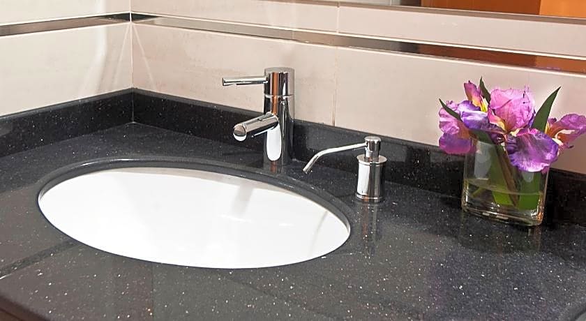 Tugcu Hotel Select