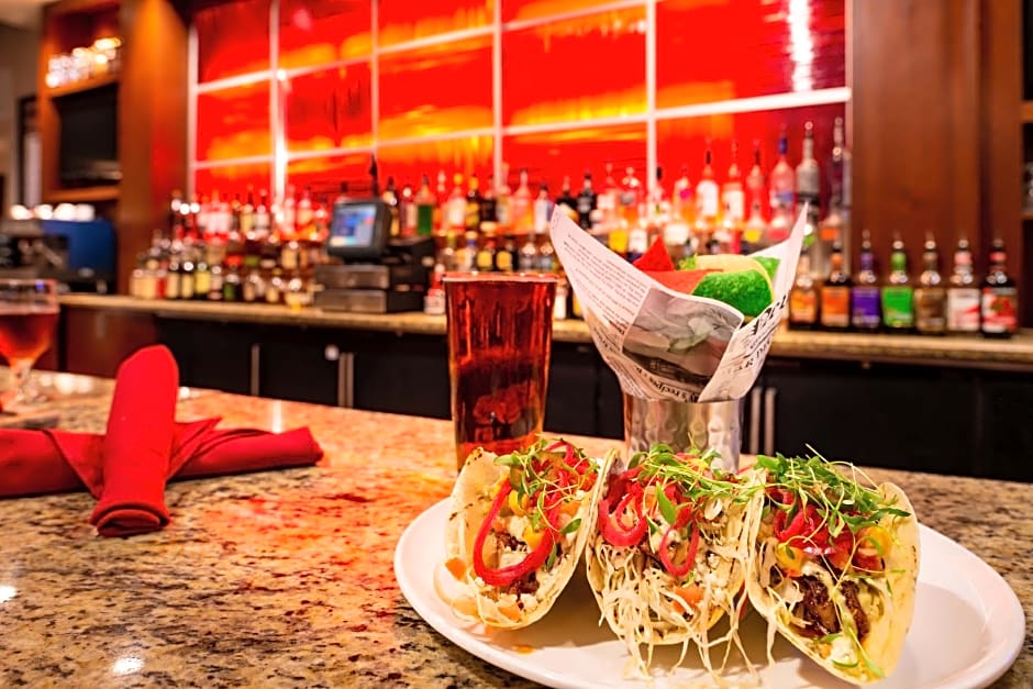 DoubleTree by Hilton Hotel Tampa Airport-Westshore