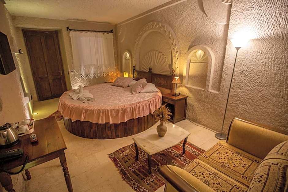 Hermes Cave Hotel