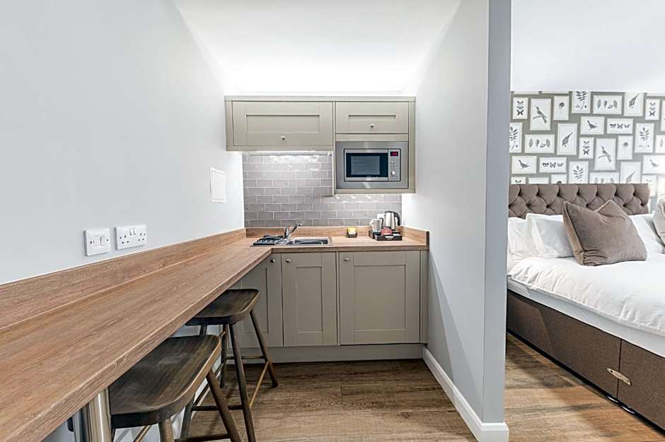 Chequers Lodge- Dalton-in- Furness- Self check in- for professionals and tourists