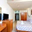 Heleni Beach Hotel