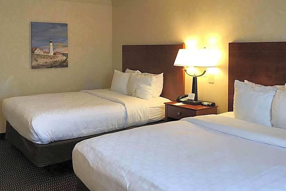 Clarion Hotel & Conference Center