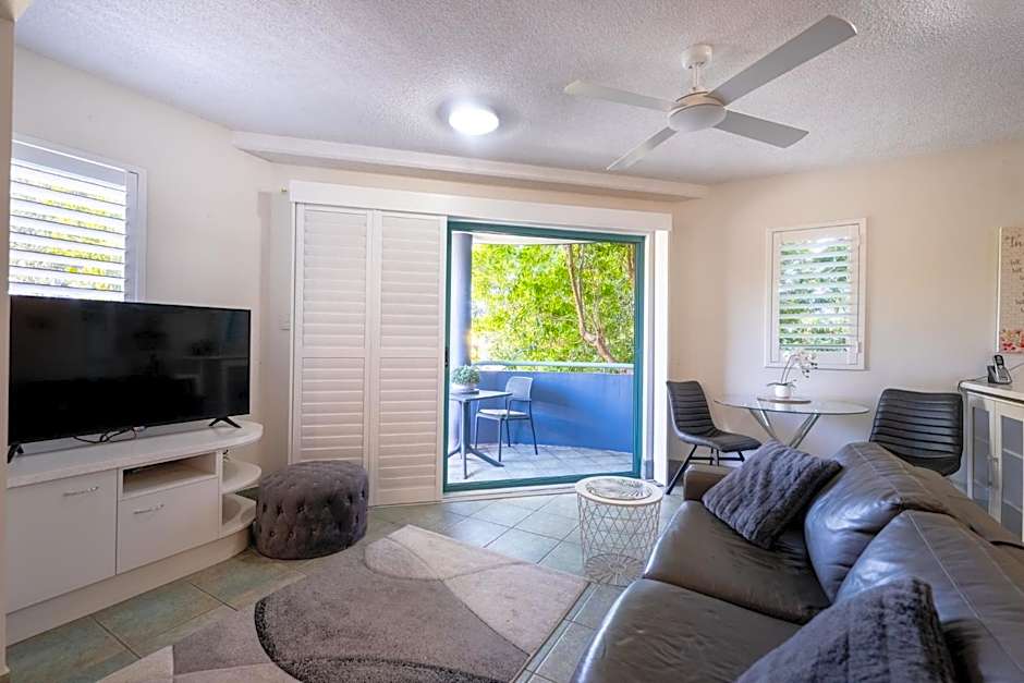 Noosa River Sandy Shores Hotel