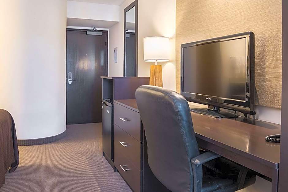 Sleep Inn Bend Crossroads Plaza