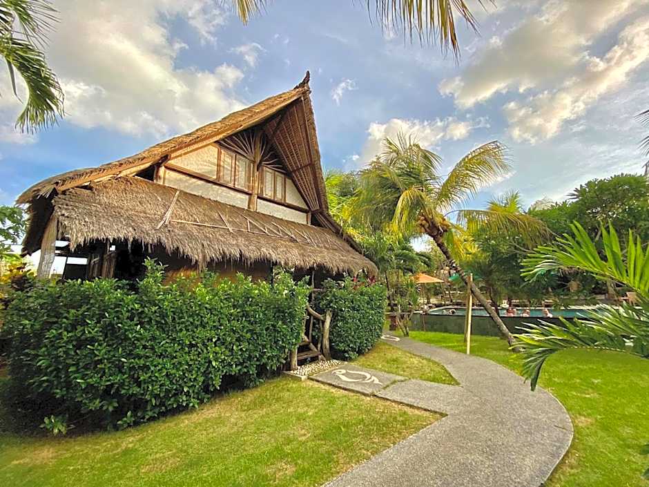 Flower Bud Bungalow Balangan