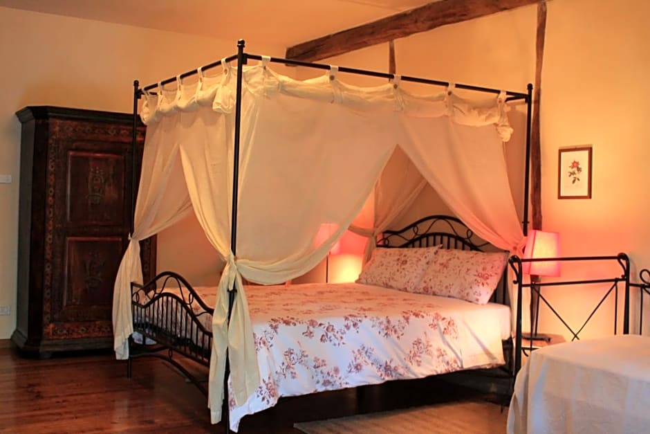 La Collina dei Passeri – Pocapaglia, NY