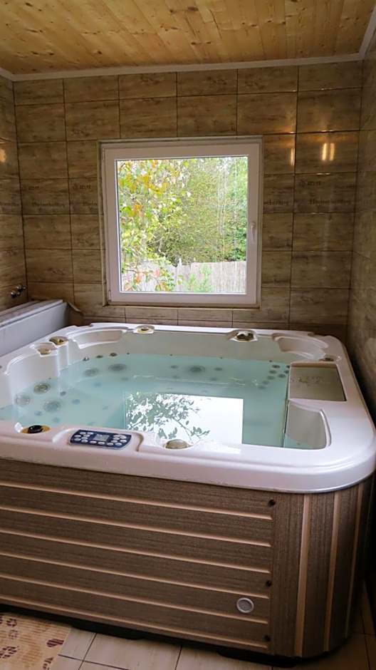 Hőforrás Wellness Vendégház