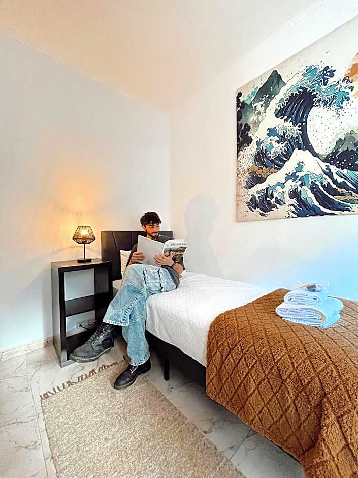 Gardens Guest House-Hostel