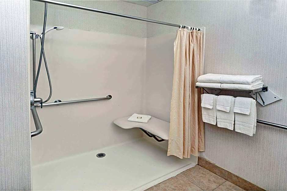 Red Lion Inn & Suites Elk Grove Village, IL