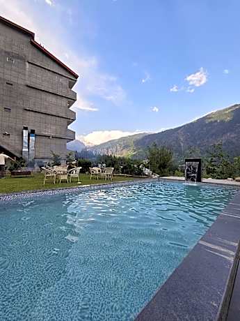 Smugglers Resort By West Western