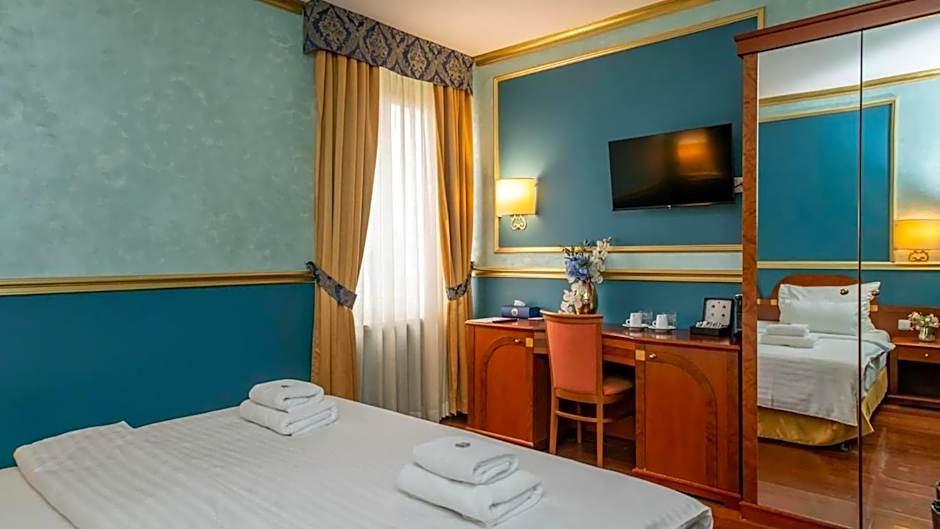 Hotel Kinsky Fountain
