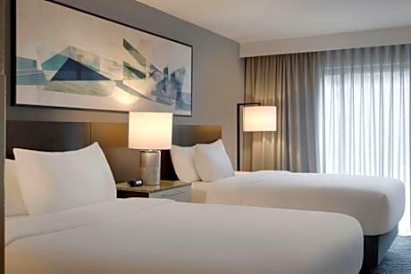 Queen Room with Two Queen Beds and Adapted Tub - Mobility and Hearing Accessible
