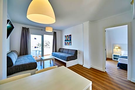 Large Terrace Apartment