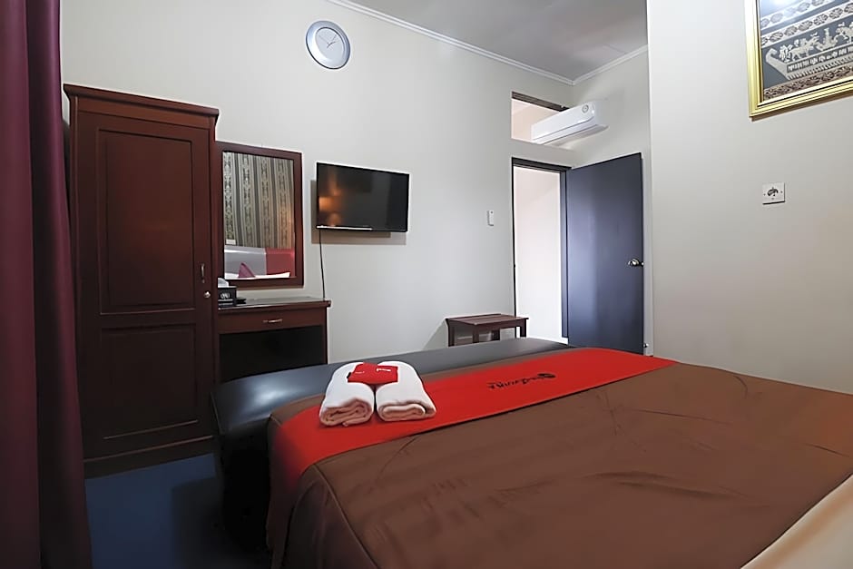 RedDoorz Plus @ Jalan Raden Intan Lampung