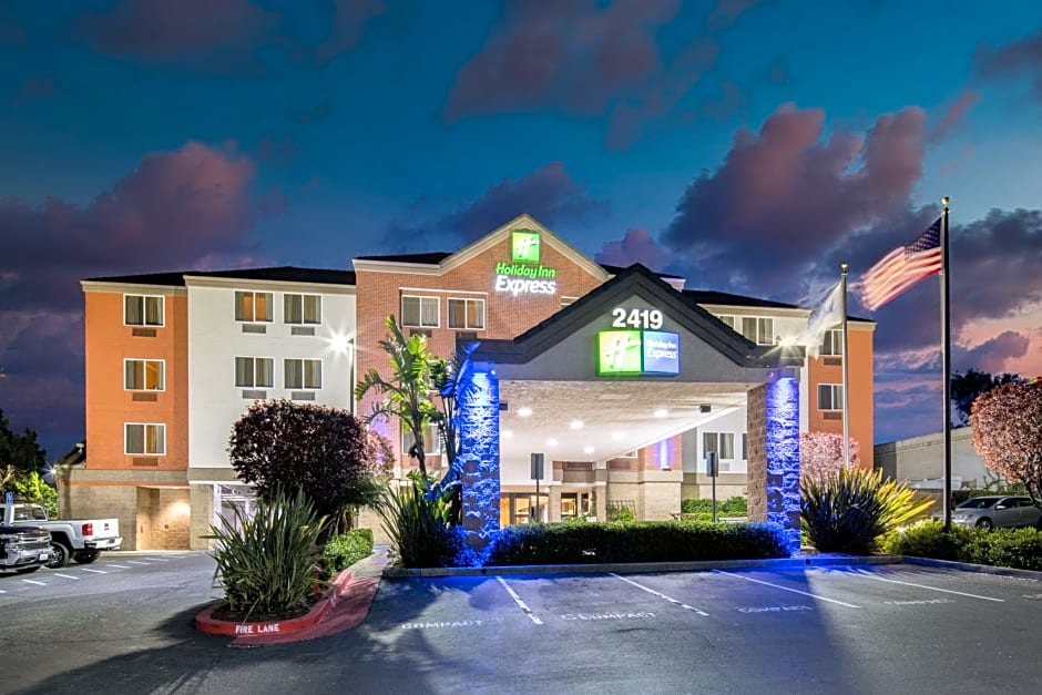 Holiday Inn Express Castro Valley