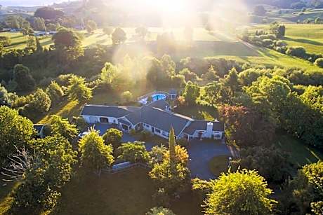 Somersal Bed & Breakfast