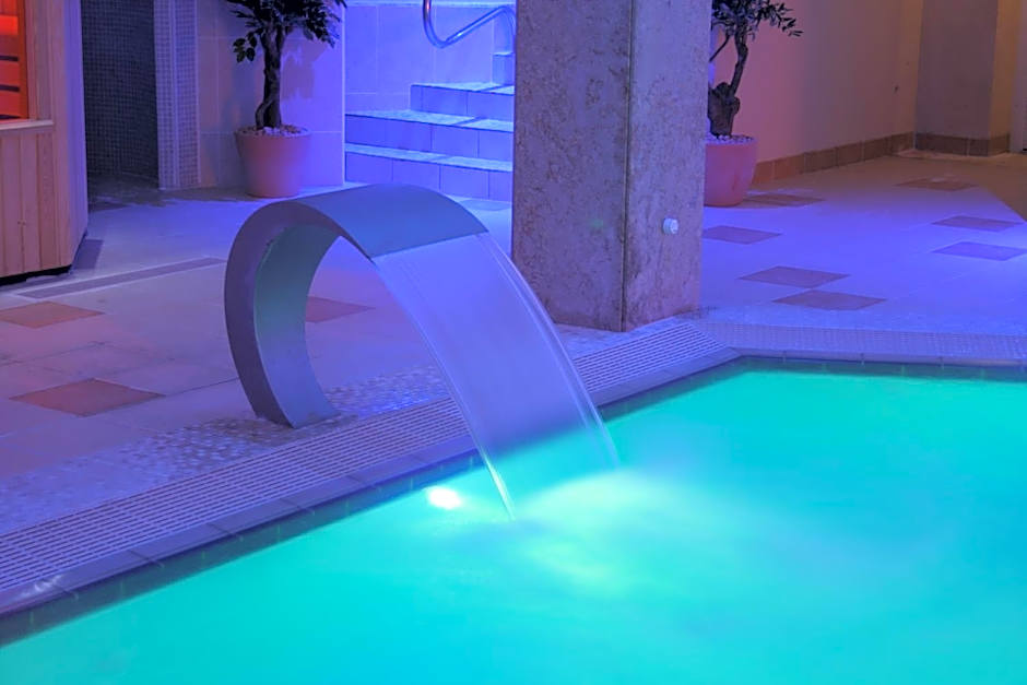 The Cliff Hotel & Spa