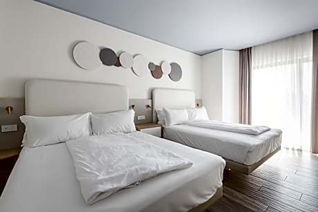Deluxe Junior Suite
