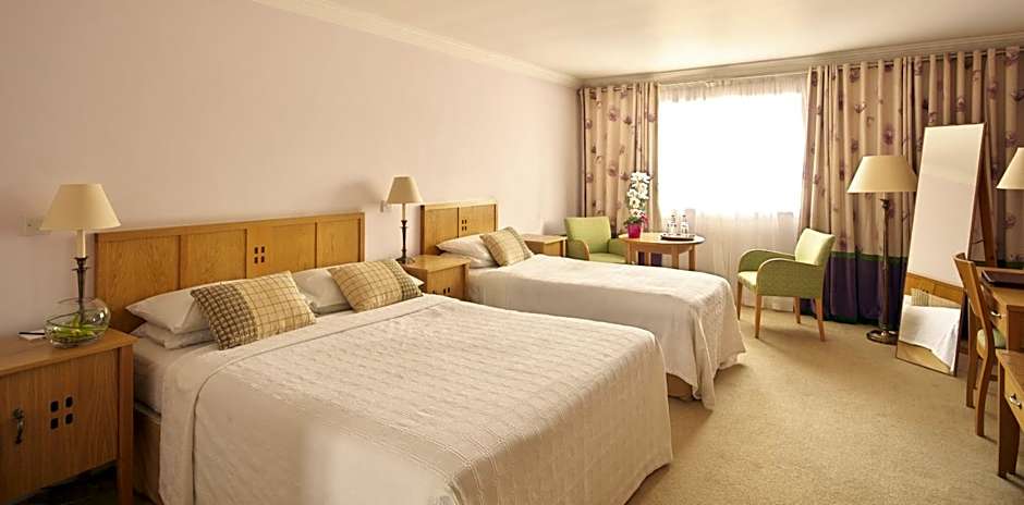 Castle Hotel Macroom