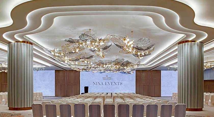 Nina Hotel Tsuen Wan West