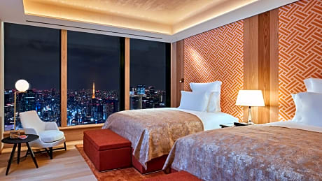 Superior Double Room with Two Double Beds and Skyline View
