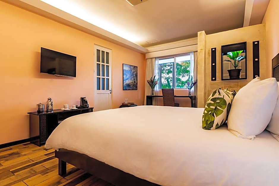 Gaia Hotel & Reserve- Adults Only