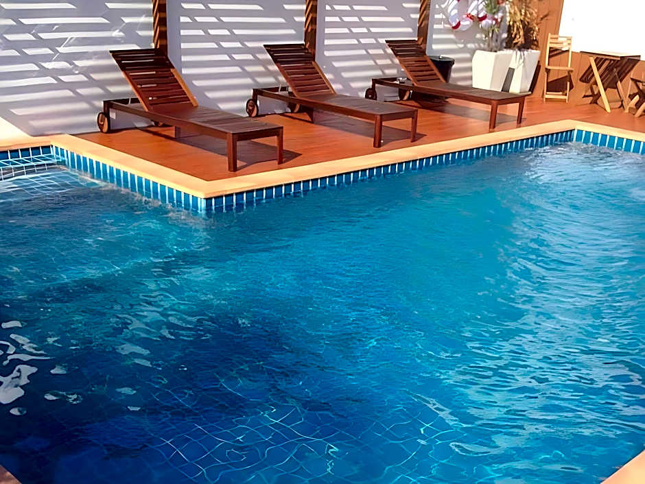 Talay Hotel & Villa