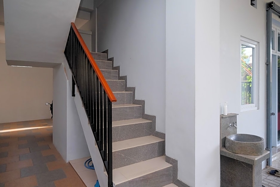 RedDoorz Syariah near Transmart Pabelan Solo