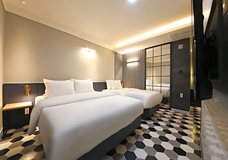VIP Twin Room