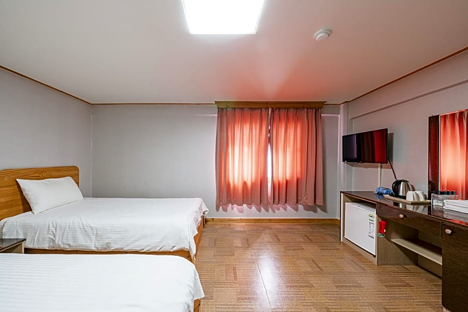 Hotel G