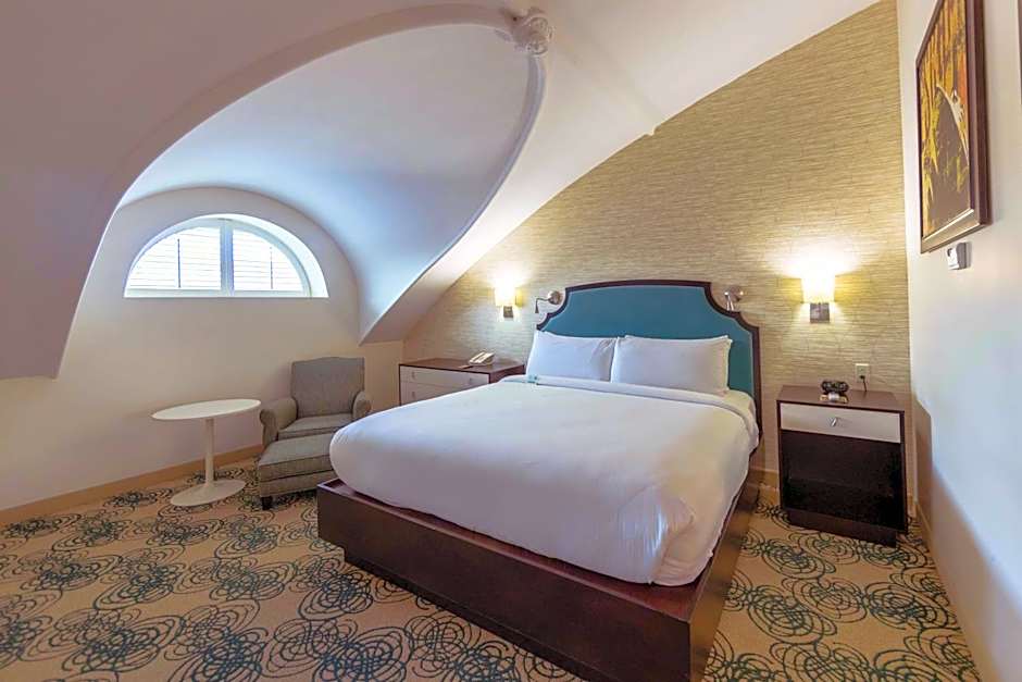 Hotel Skyler Syracuse Tapestry Collection by Hilton