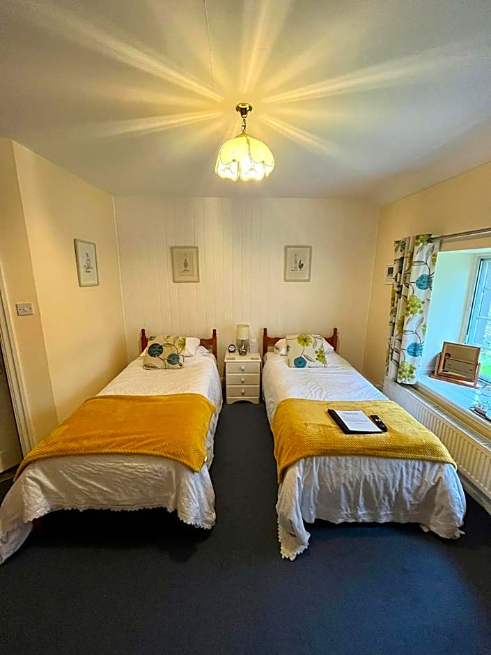 Dunscar Farm Bed & Breakfast