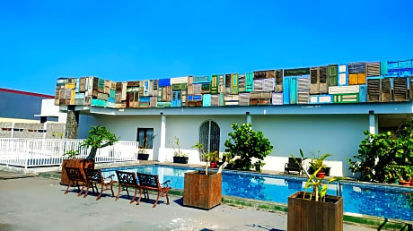 Sare Hotel Yogyakarta (Muslim Friendly)