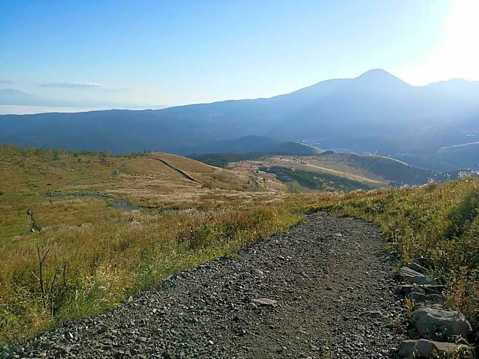 Hütte Jil Shirakabako at 1,400m