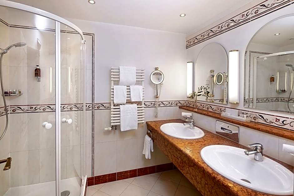 Wellness & Genuss Resort - Engel Obertal