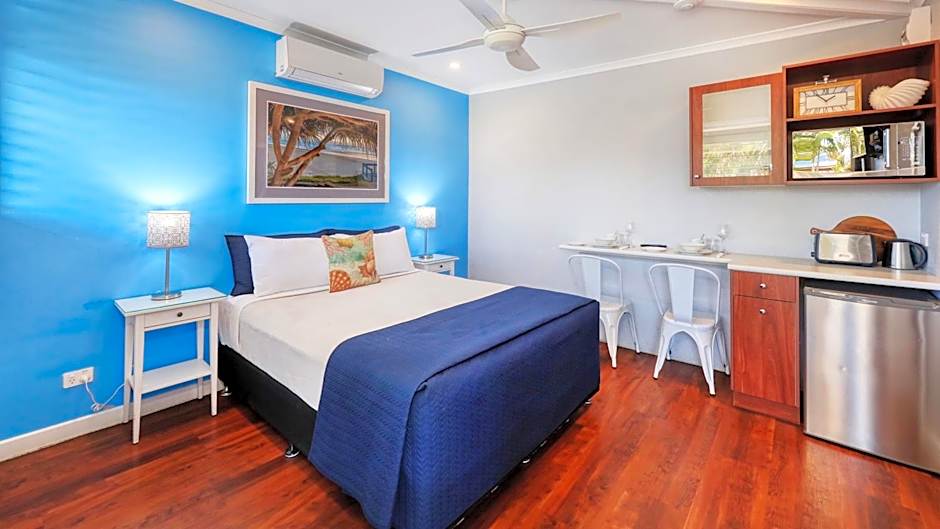 Almare Tourist Motel